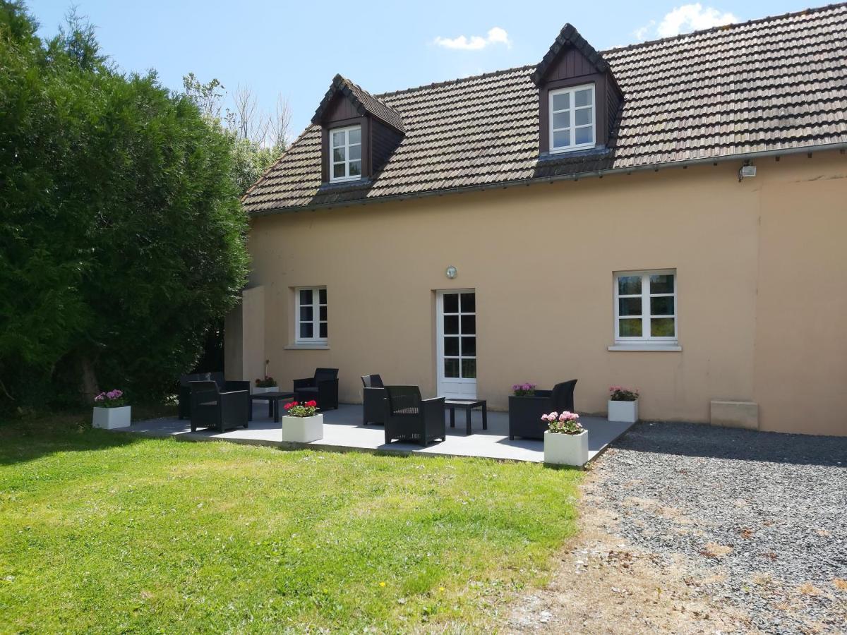 Montmartin-en-Graignes Le Bonheur Des Plumes Bed & Breakfast エクステリア 写真