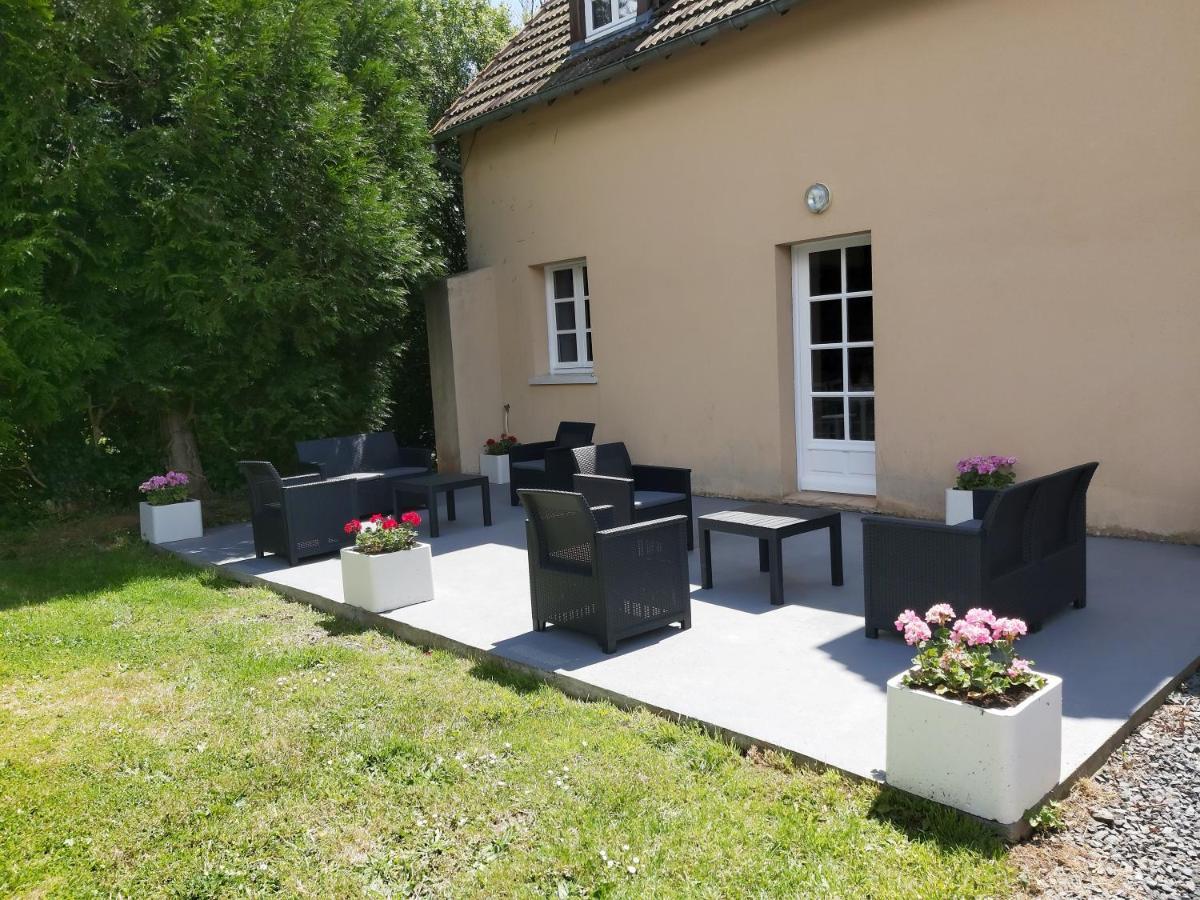 Montmartin-en-Graignes Le Bonheur Des Plumes Bed & Breakfast エクステリア 写真